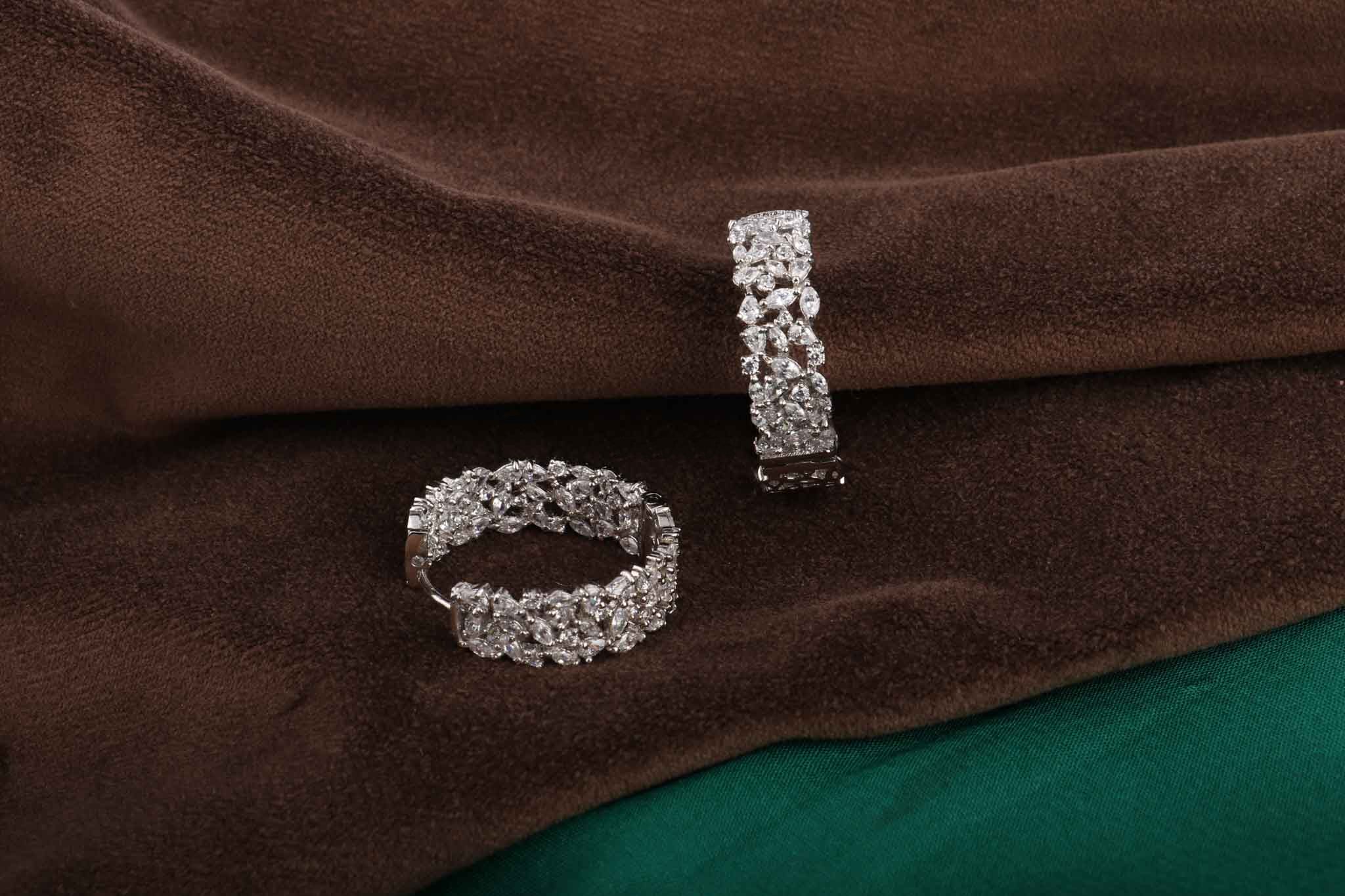 925 Silver Hoop Earring with cubic zirconia stone - Amrrutam