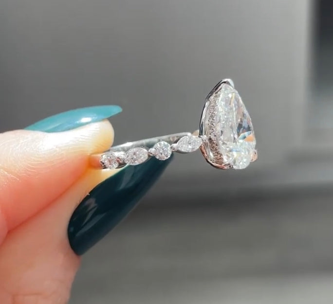 14K Gold Harvey CVD Diamond Ring - Amrrutam