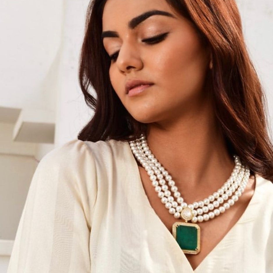 925 Silver Pearl Emerald Long Necklace - Amrrutam