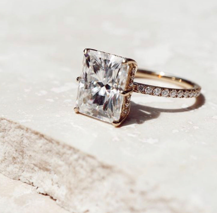 14K Gold Villory CVD Diamond Ring - Amrrutam