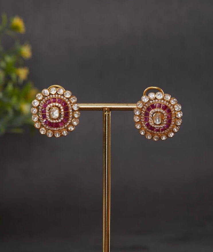 925 Silver Rivaya Polki Stud Earring - Amrrutam