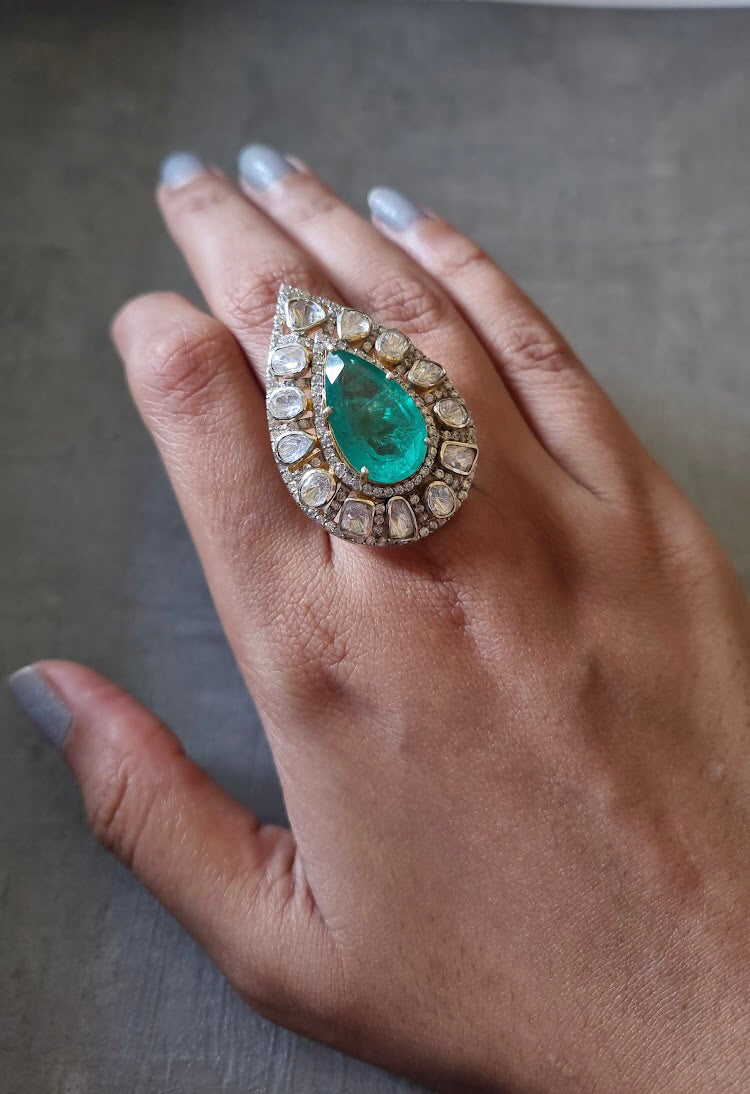 925 Silver Pear Emerald CZ Ring - Amrrutam