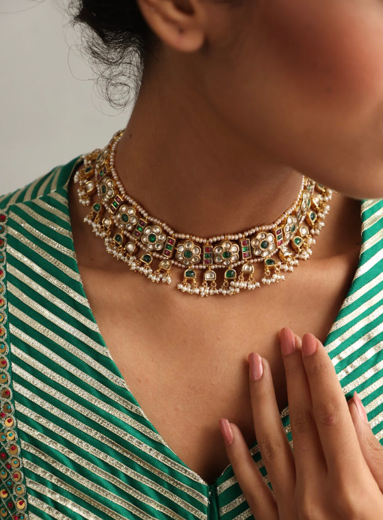 925 Silver Floral Nivaya Choker Necklace - Amrrutam