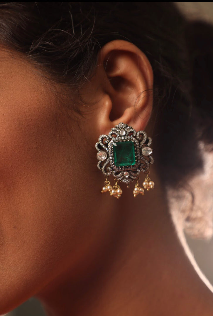 925 Silver Joules Victorian Emerald Drop Earring - Amrrutam