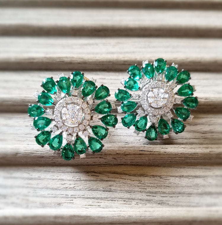 925 Silver Maya Emerald Stud Earring - Amrrutam