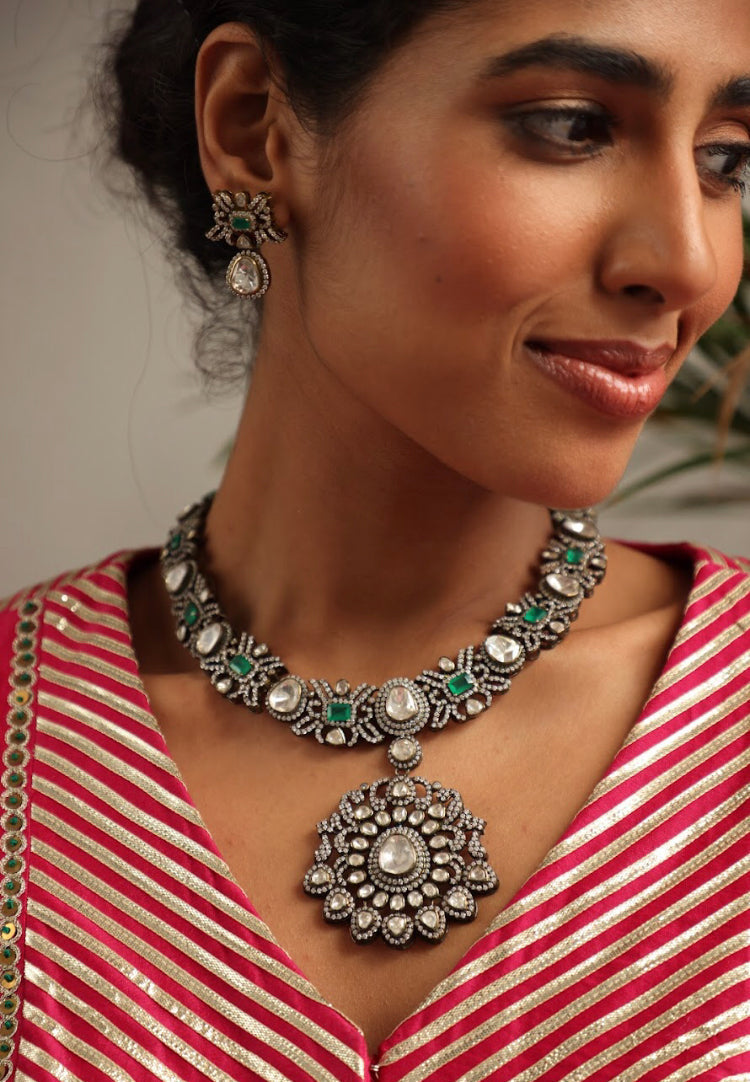 925 Silver Emma Victorian Necklace Set - Amrrutam