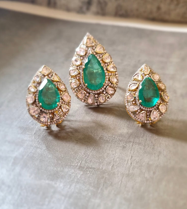 925 Silver Pearl Emerald Polki Stud Earring - Amrrutam