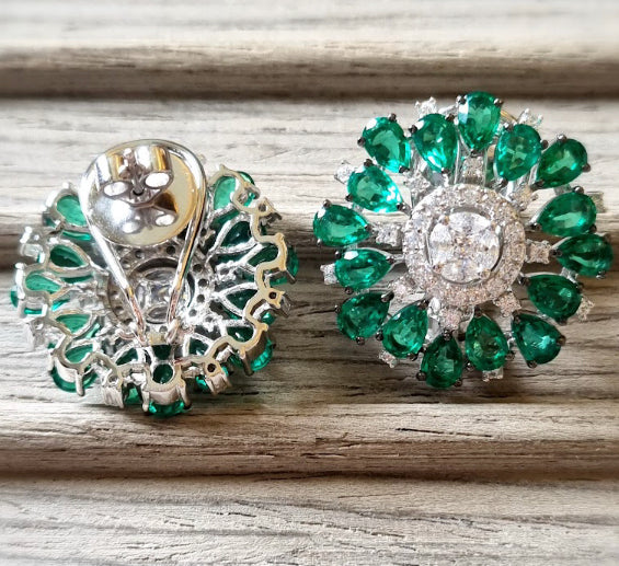 925 Silver Maya Emerald Stud Earring - Amrrutam