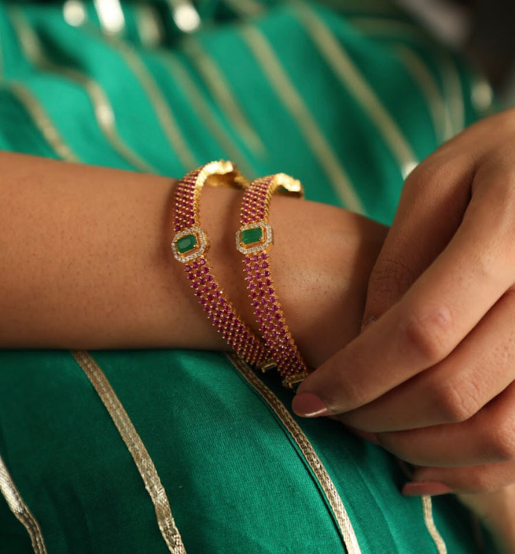 925 Silver Bavara Ruby Emerald Bangle - Amrrutam