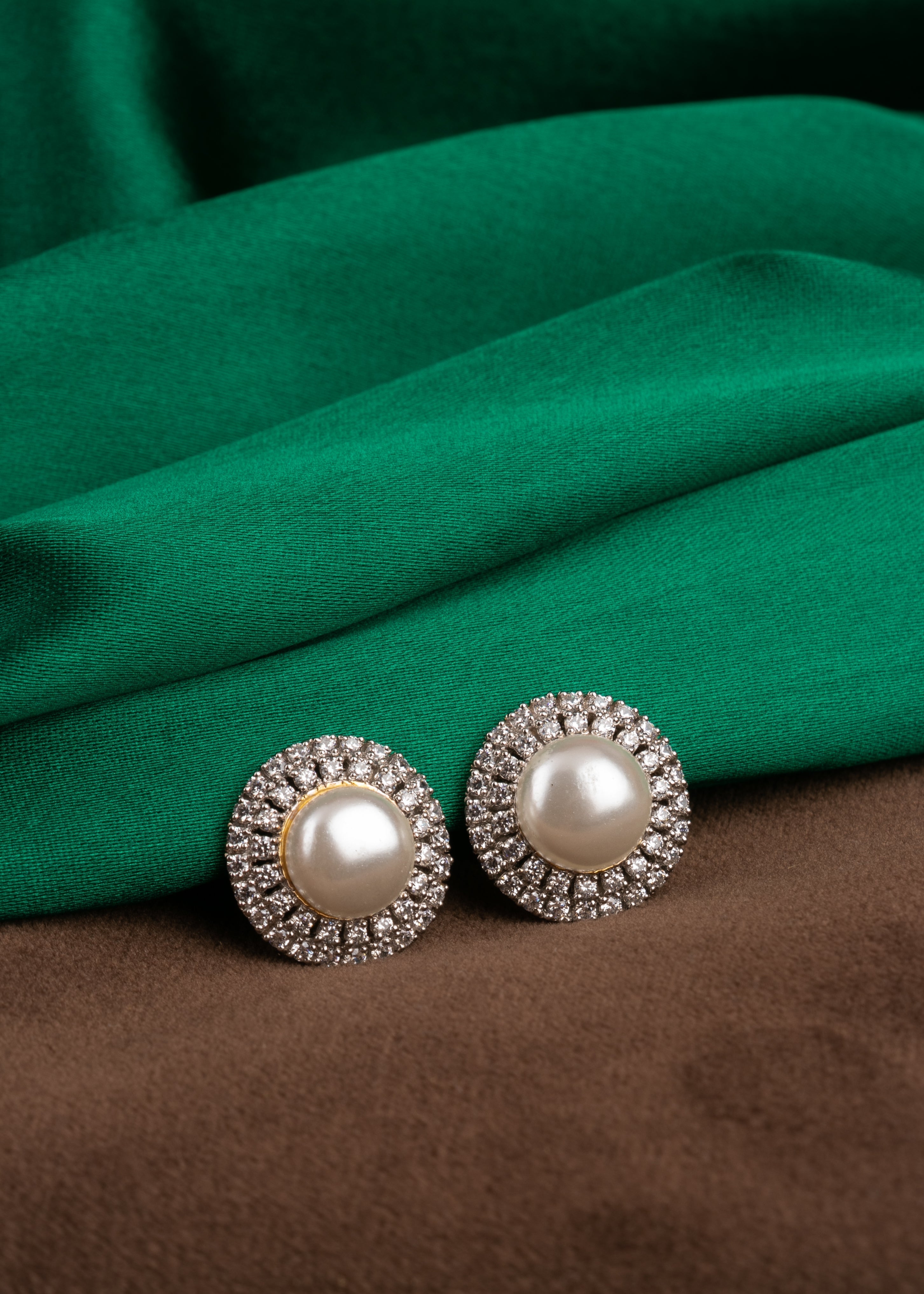 925 Silver Pearl Tops - Amrrutam