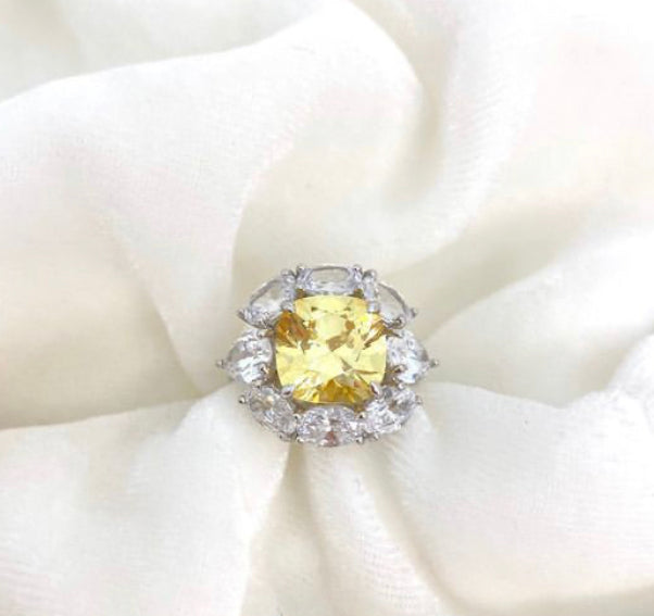 925 Silver Cocktail Ring - Amrrutam