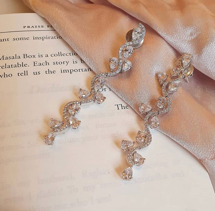 925 Silver Dangler Earrings - Amrrutam
