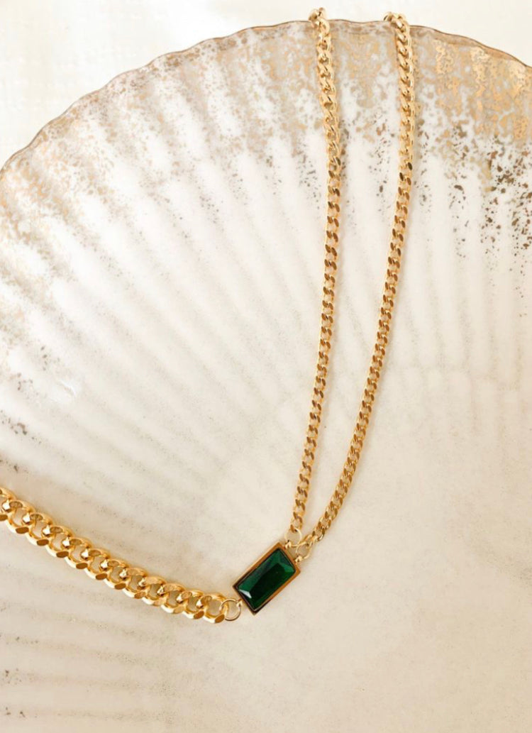 Emerald Chain Choker - Amrrutam
