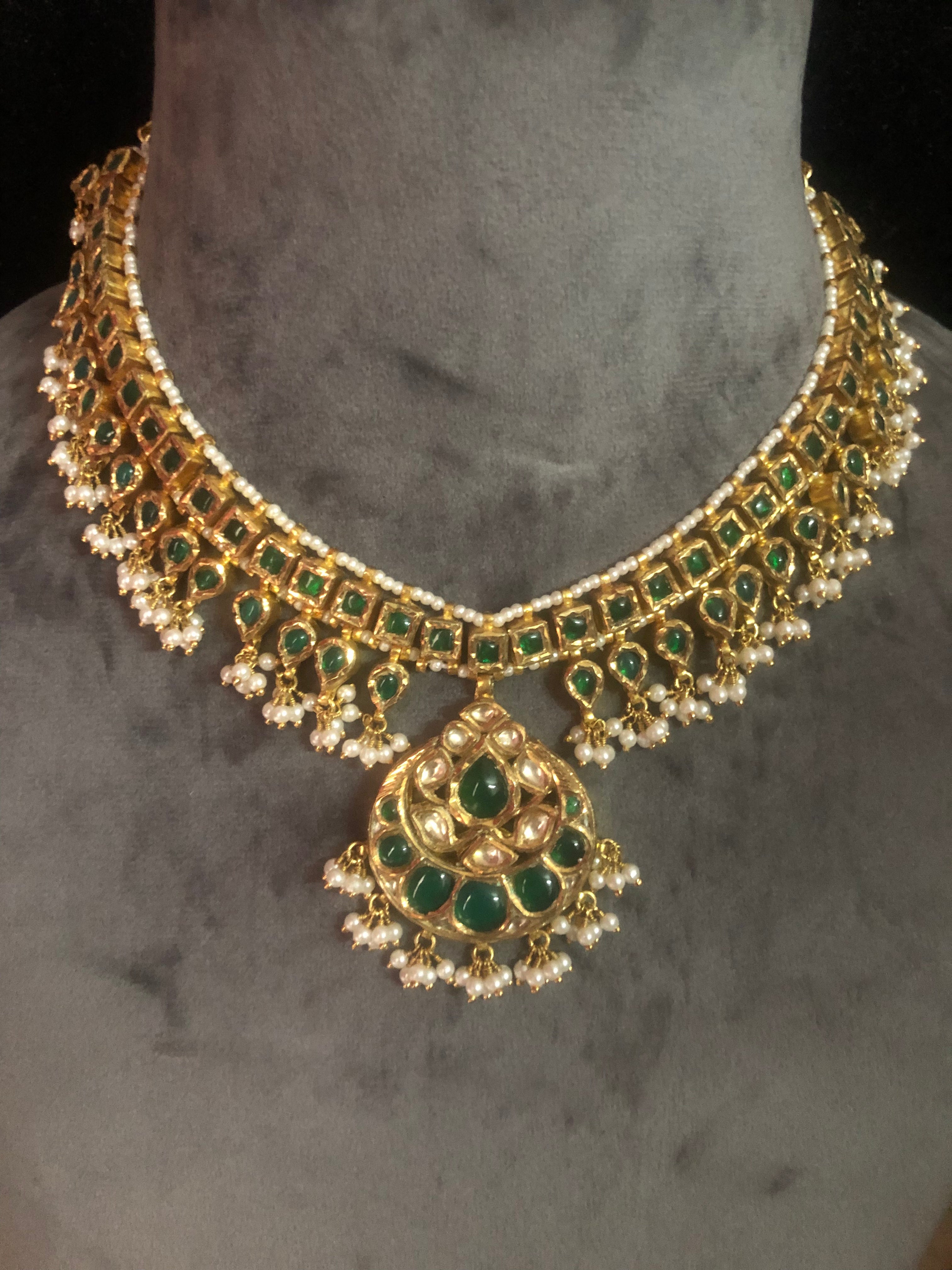 925 Silver Kavyani Polki Emerald Choker Necklace - Amrrutam Jewellery