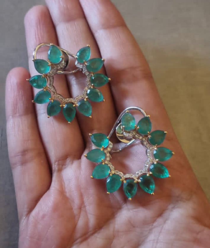 925 Silver Freya Emerald Hoop Earring - Amrrutam