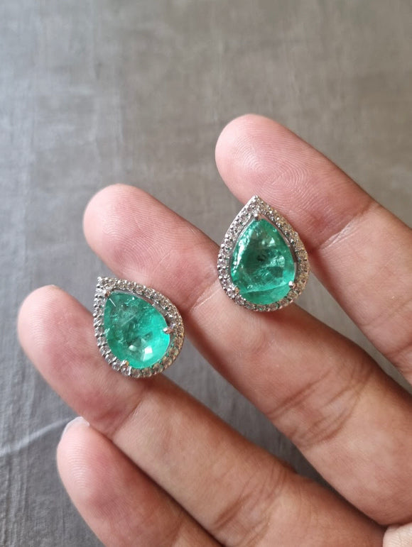 925 Silver Capocha Emerald CZ Stud Earrings - Amrrutam