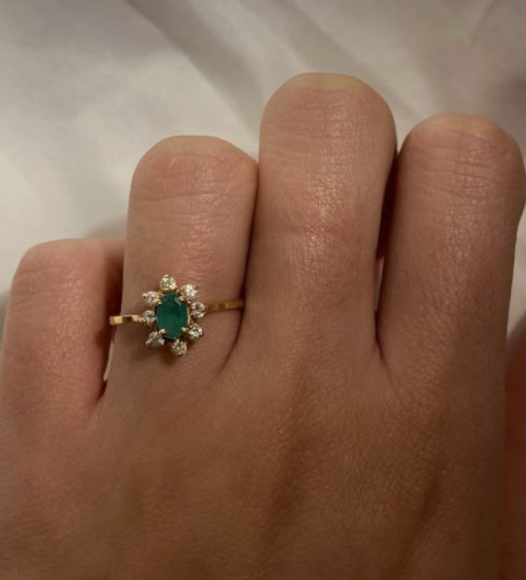 925 Silver Gomti Emerald Swarovski Ring - Amrrutam Jewellery