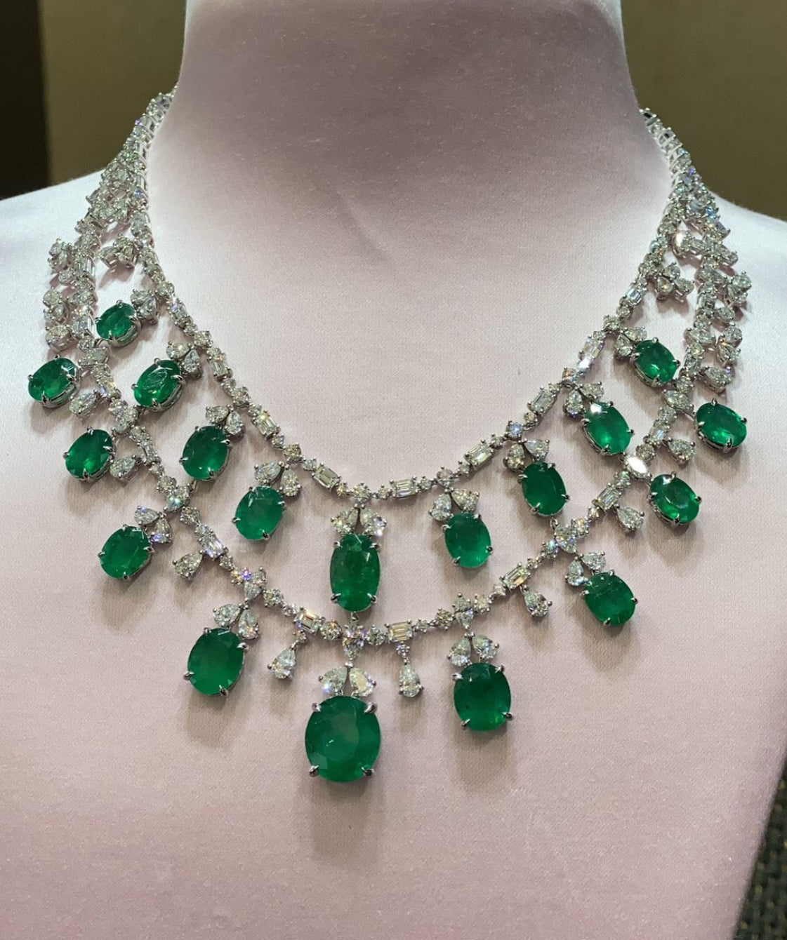 925 Silver Luna Two Layer Emerald Swarovski Necklace - Amrrutam Jewellery