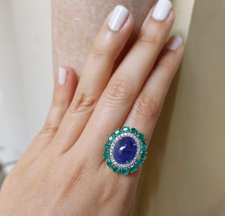 14K Gold Tanzanite Emerald Ring - Amrrutam Jewellery