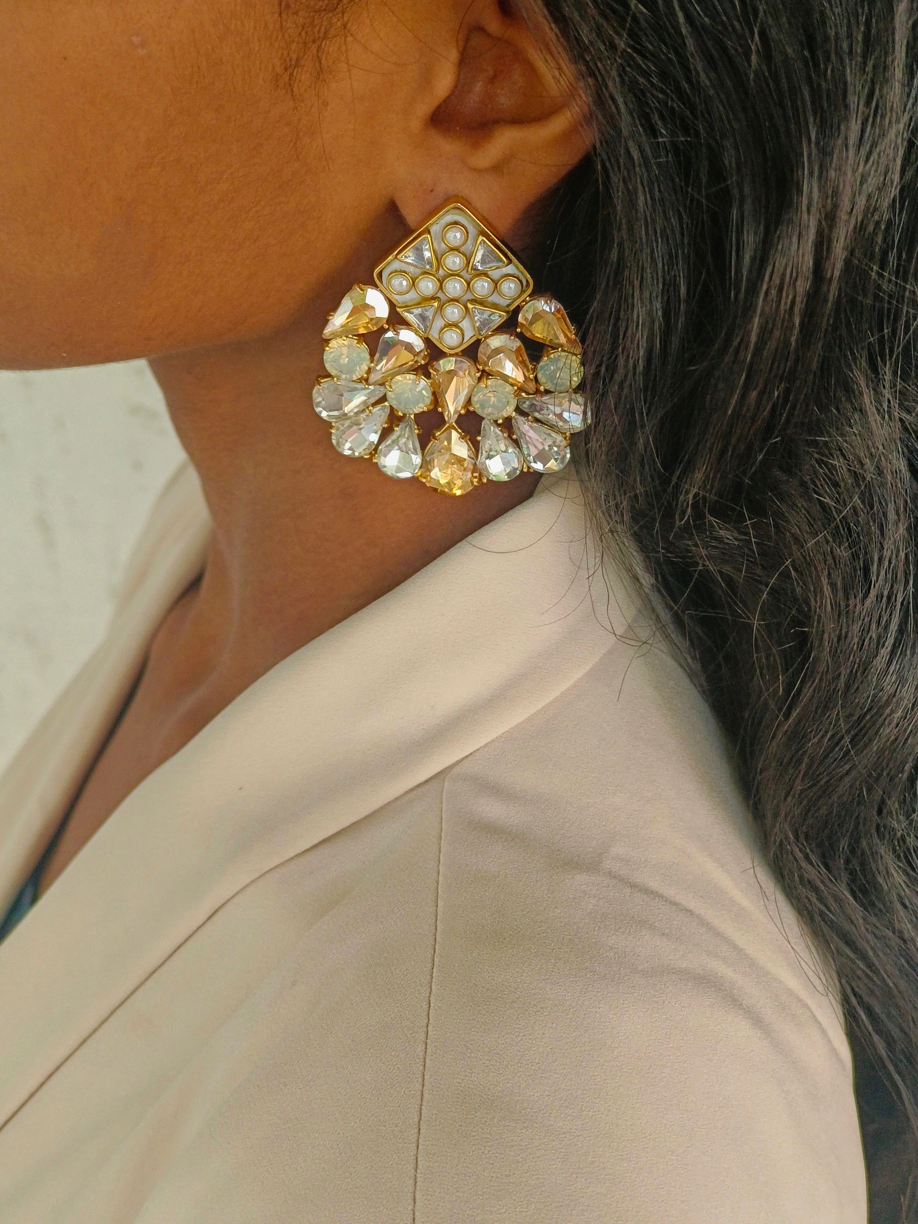Swarovski Nivi Pearl Stud Earrings - Amrrutam