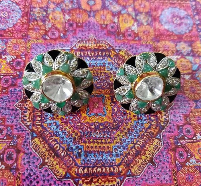 14K Gold Enamel Stud Earrings - Amrrutam