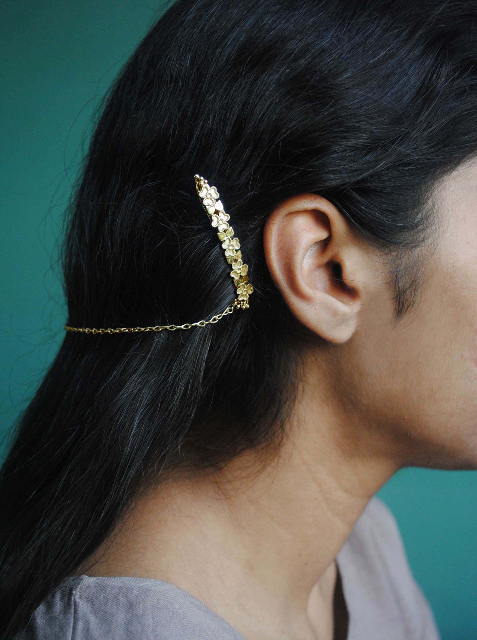 Phool Patti Bel Hairclip Gold - Amrrutam