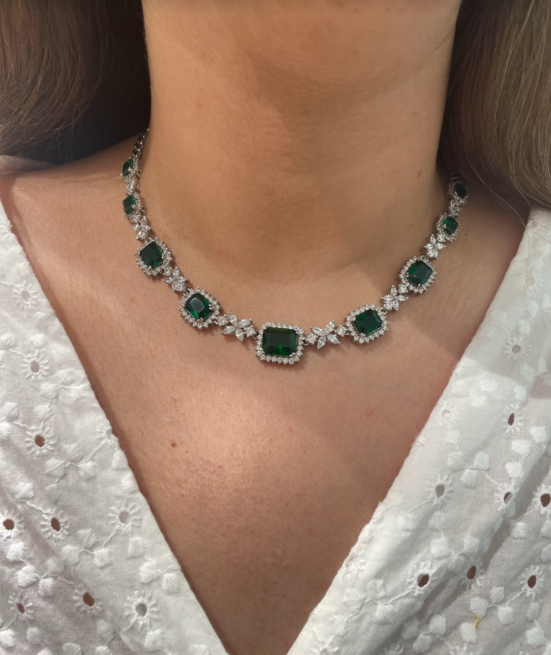 925 Silver Emerald Cocktail Necklace - Amrrutam