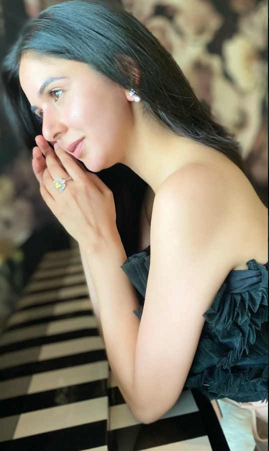 925 Silver Cocktail Ring - Amrrutam