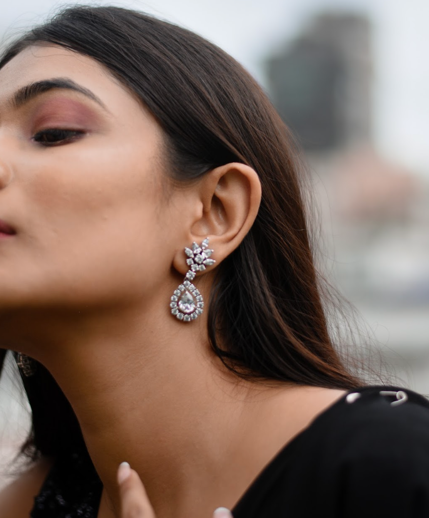 925 Silver Stylish Pear Swarovski Earrings - Amrrutam