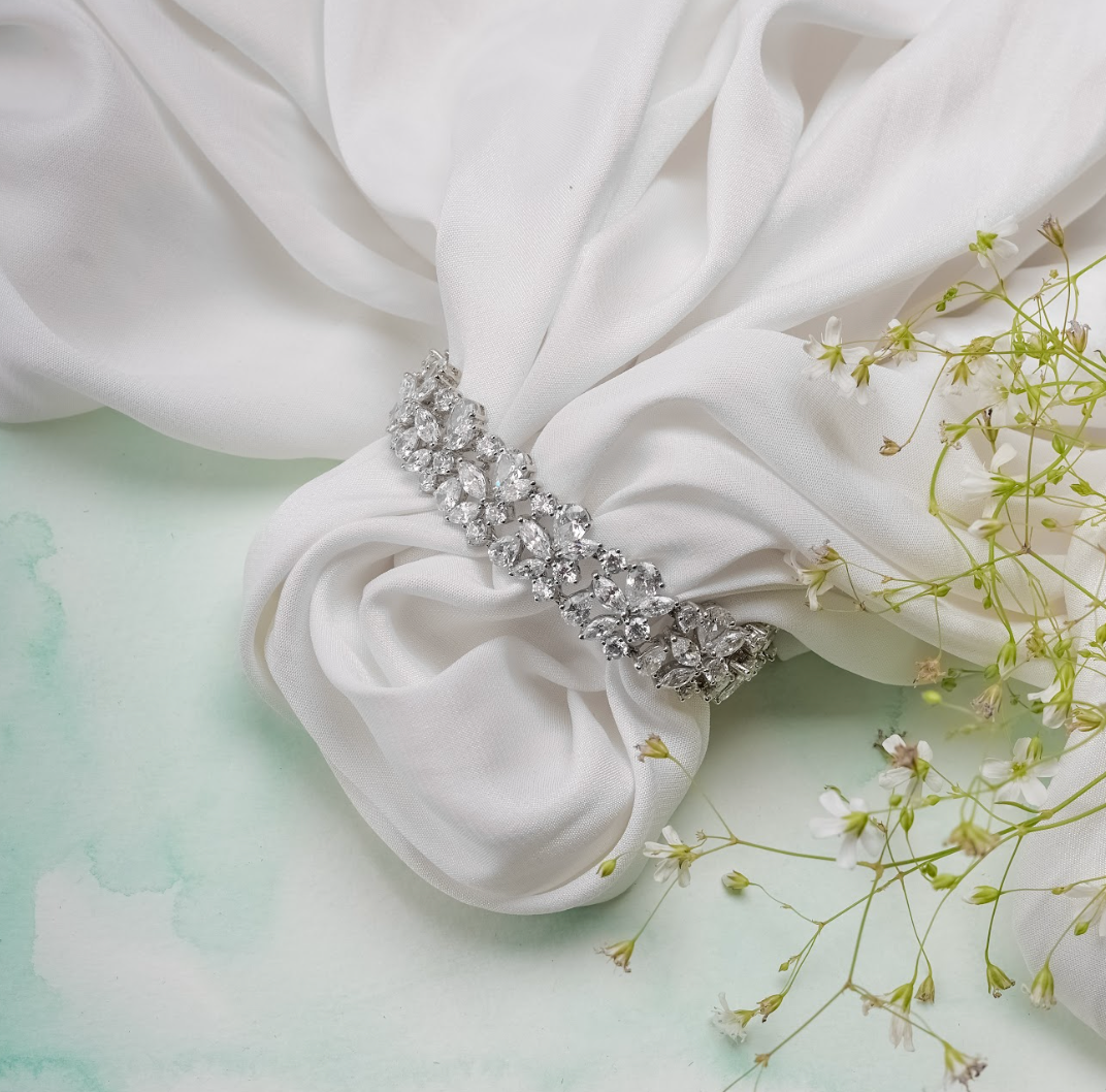 925 Silver Swarovski Bracelet - Amrrutam