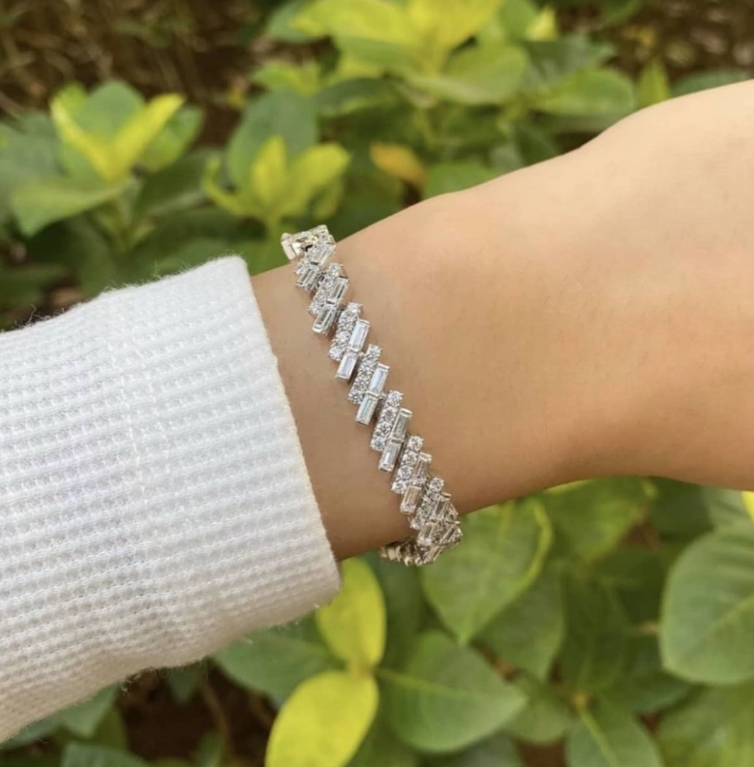 925 Silver Criss Cross Swarovski Bracelet - Amrrutam