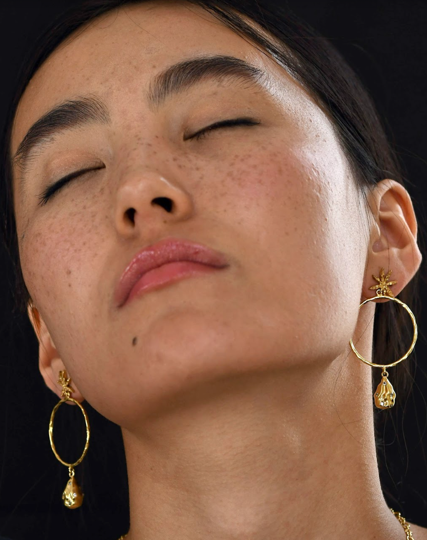 Pearl & Cinnamon Dangle Earrings - Amrrutam