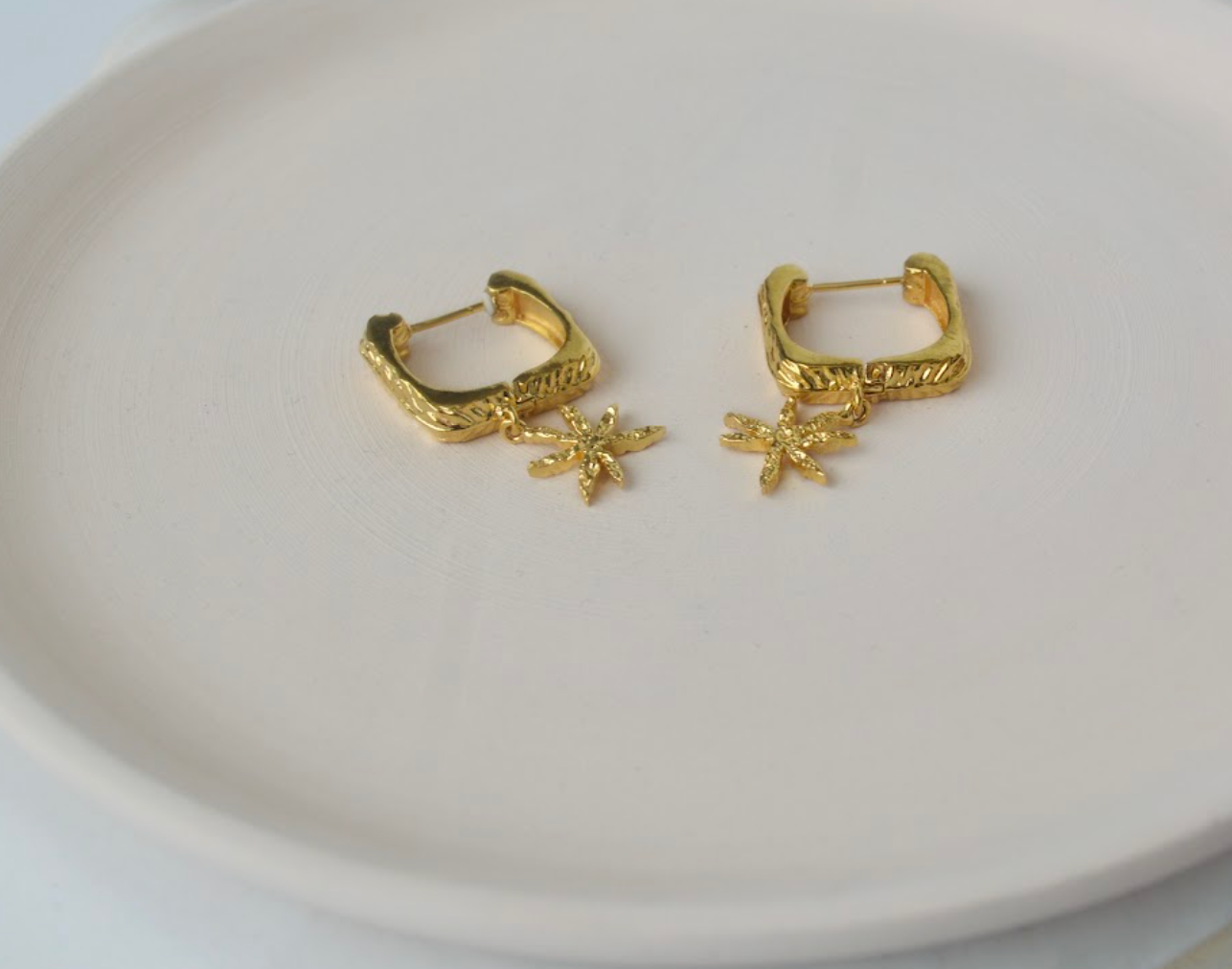 Cinnamon Fall Dangle Earrings - Amrrutam