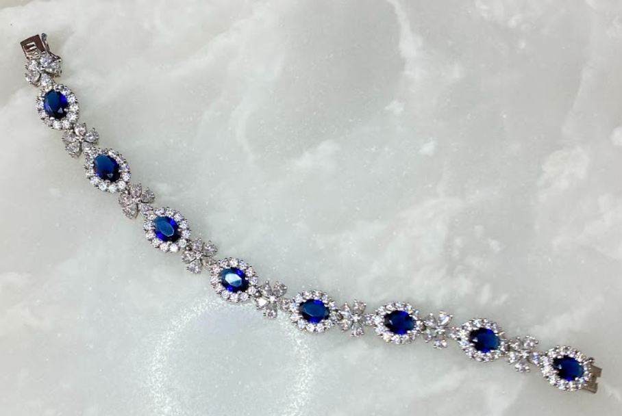 925 Silver Swarovski Bracelet - Amrrutam