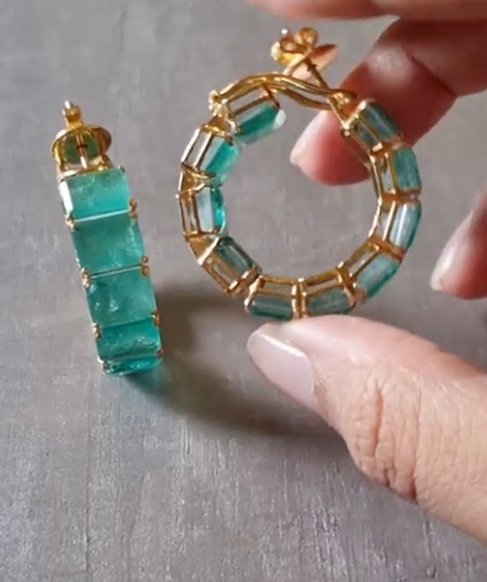 925 Silver Bailey Emerald Hoop Earring - Amrrutam