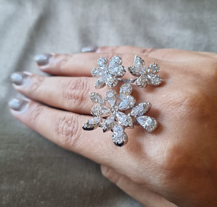 925 Silver CZ Three Flower Ring - Amrrutam