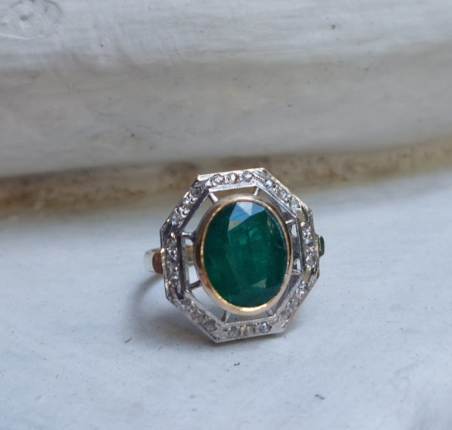 14K Gold Octagon Art Deco Ring - Amrrutam