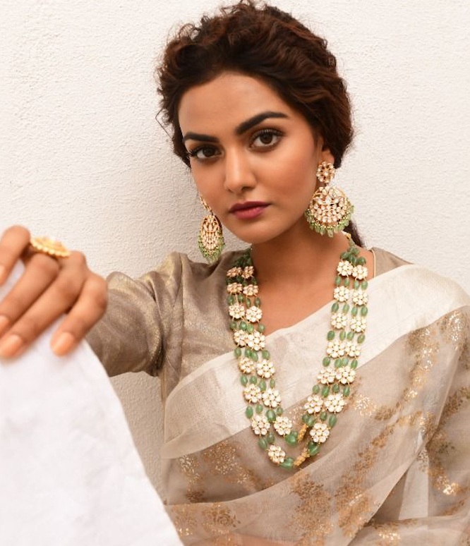 Neck set for designer sarees discount