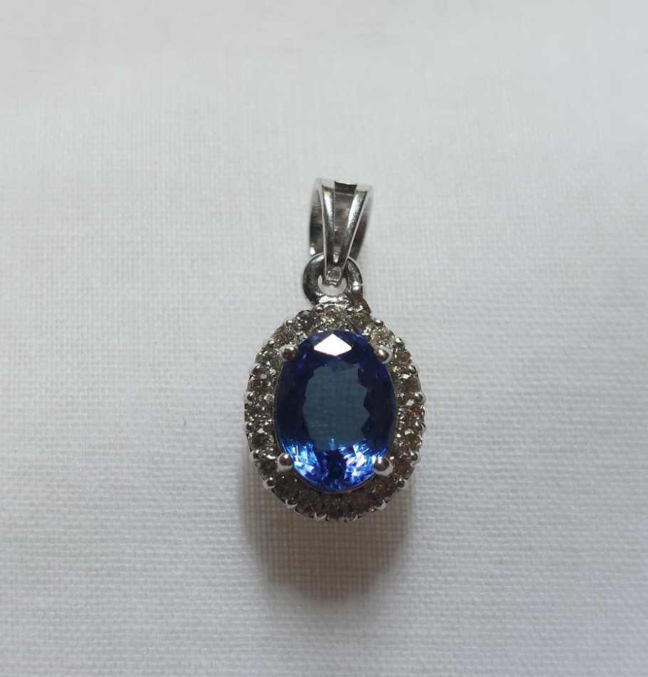14K Gold Oval Tanzanite Diamond Pendant Necklace - Amrrutam