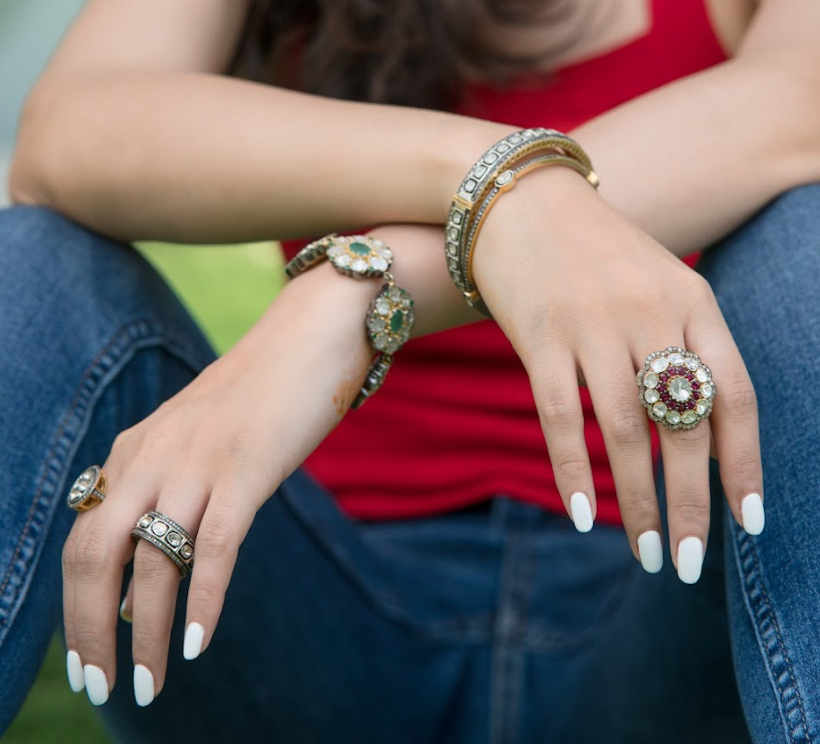 925 Silver Astrales Flower Ruby and Uncut Diamond Ring - Amrrutam