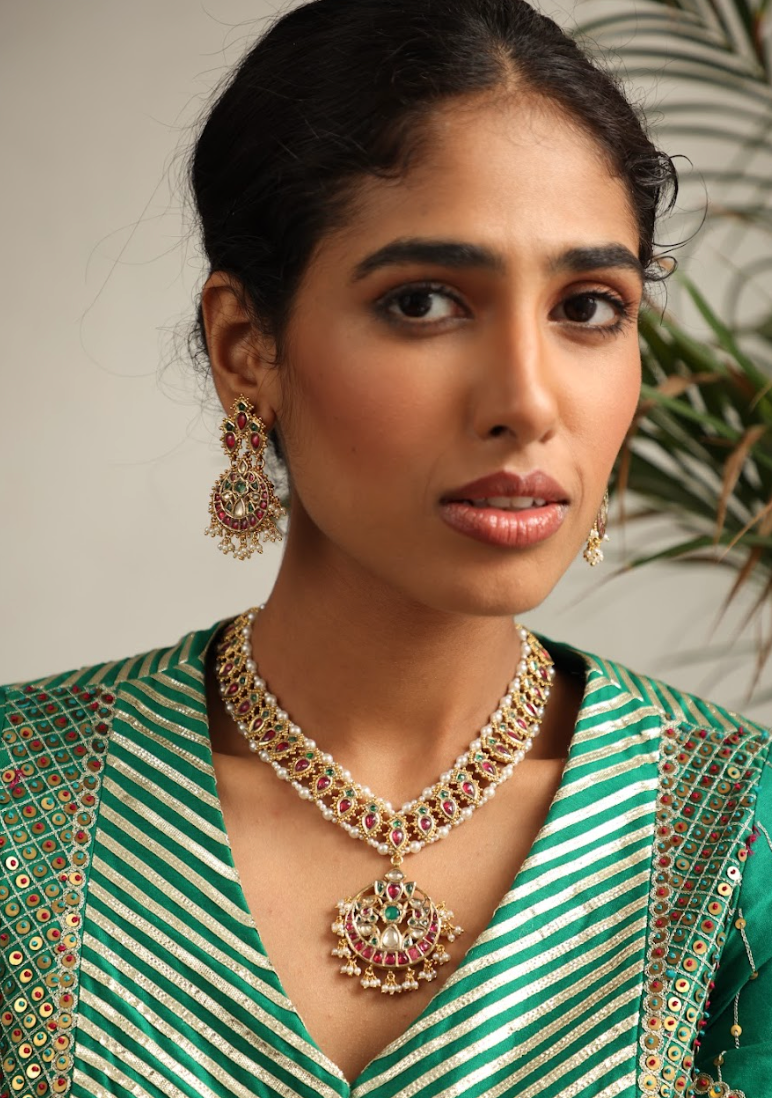 925 Silver Bavara Viranisa Polki Necklace Set - Amrrutam