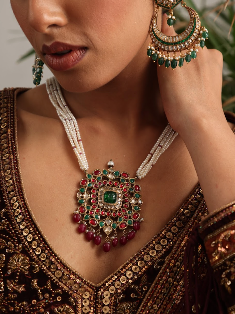 925 Silver Bavara Mrinali Long Necklace - Amrrutam