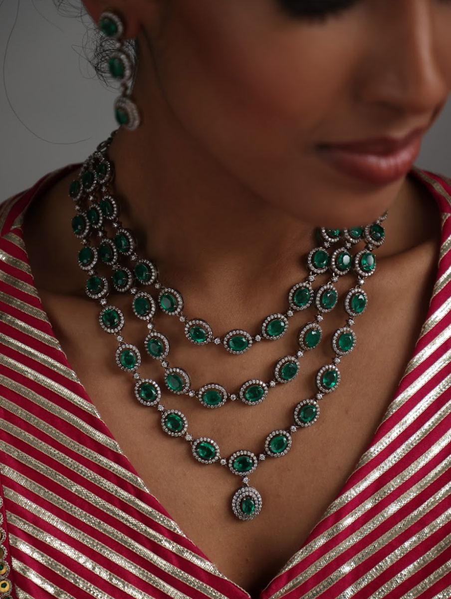 925 Silver Bavara Victorian Emerald Triple Layer Necklace Set - Amrrutam
