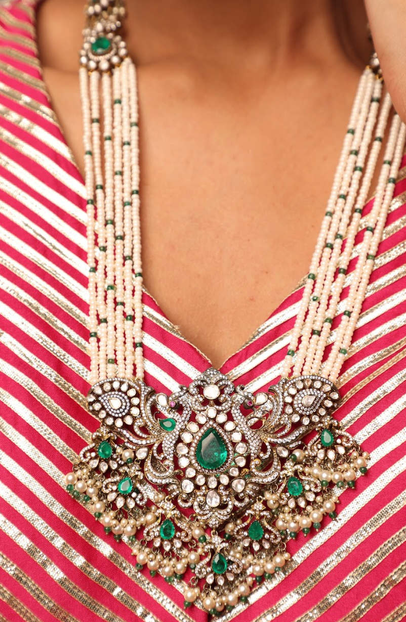 925 Silver Bavara Victorian Kevesya Emerald Necklace Set - Amrrutam