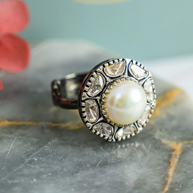 925 Silver Ray Pearl Uncut Diamond Ring - Amrrutam