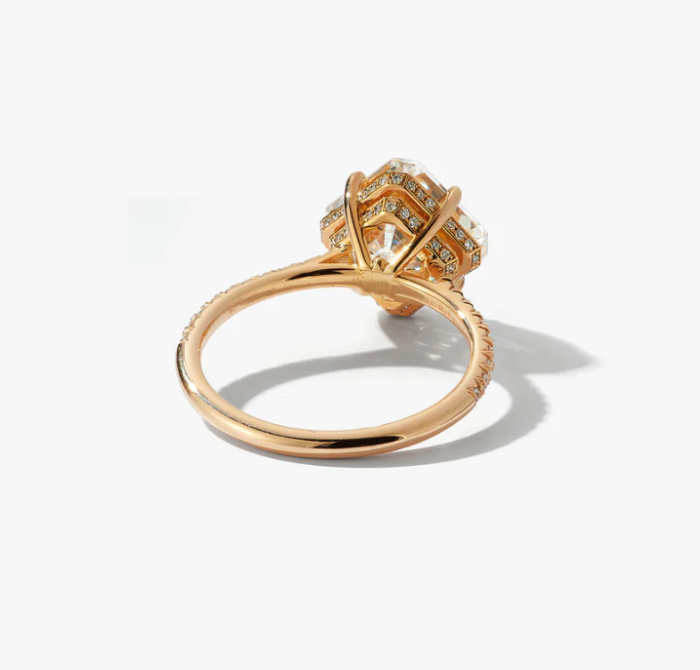 14K Gold Halo Asscher Cut Diamond Ring - Amrrutam