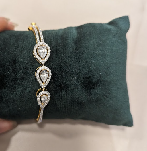 925 Silver Hira Cocktail Swarovski Bracelet - Amrrutam Jewellery