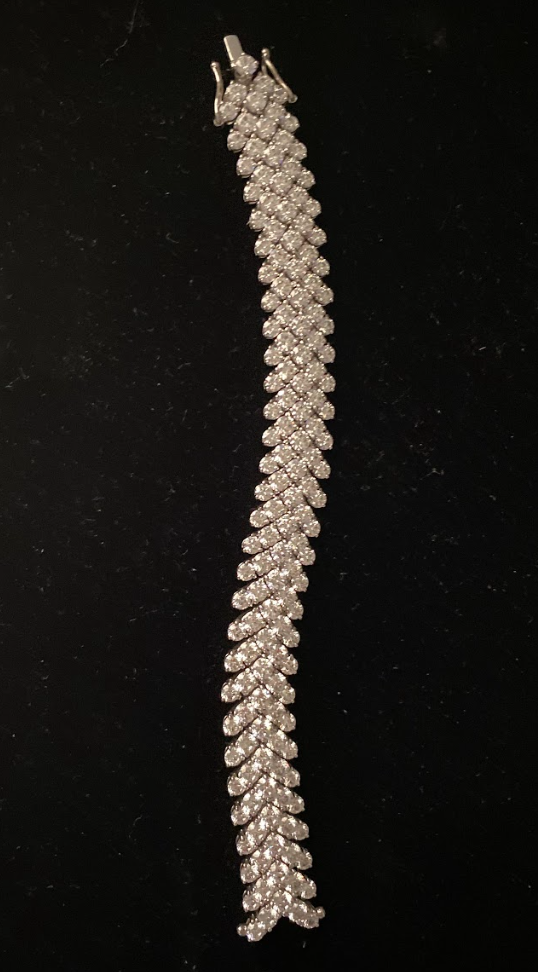 925 Silver Swarovski Minoza Bracelet - Amrrutam Jewellery