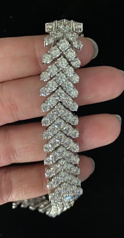 925 Silver Swarovski Minoza Bracelet - Amrrutam Jewellery