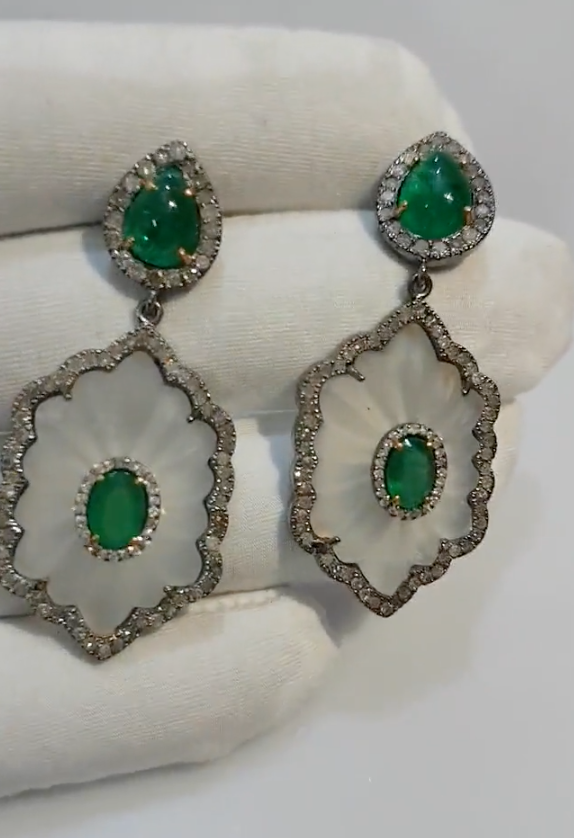 925 Silver Matte Crystal & Emerald Earring - Amrrutam Jewellery